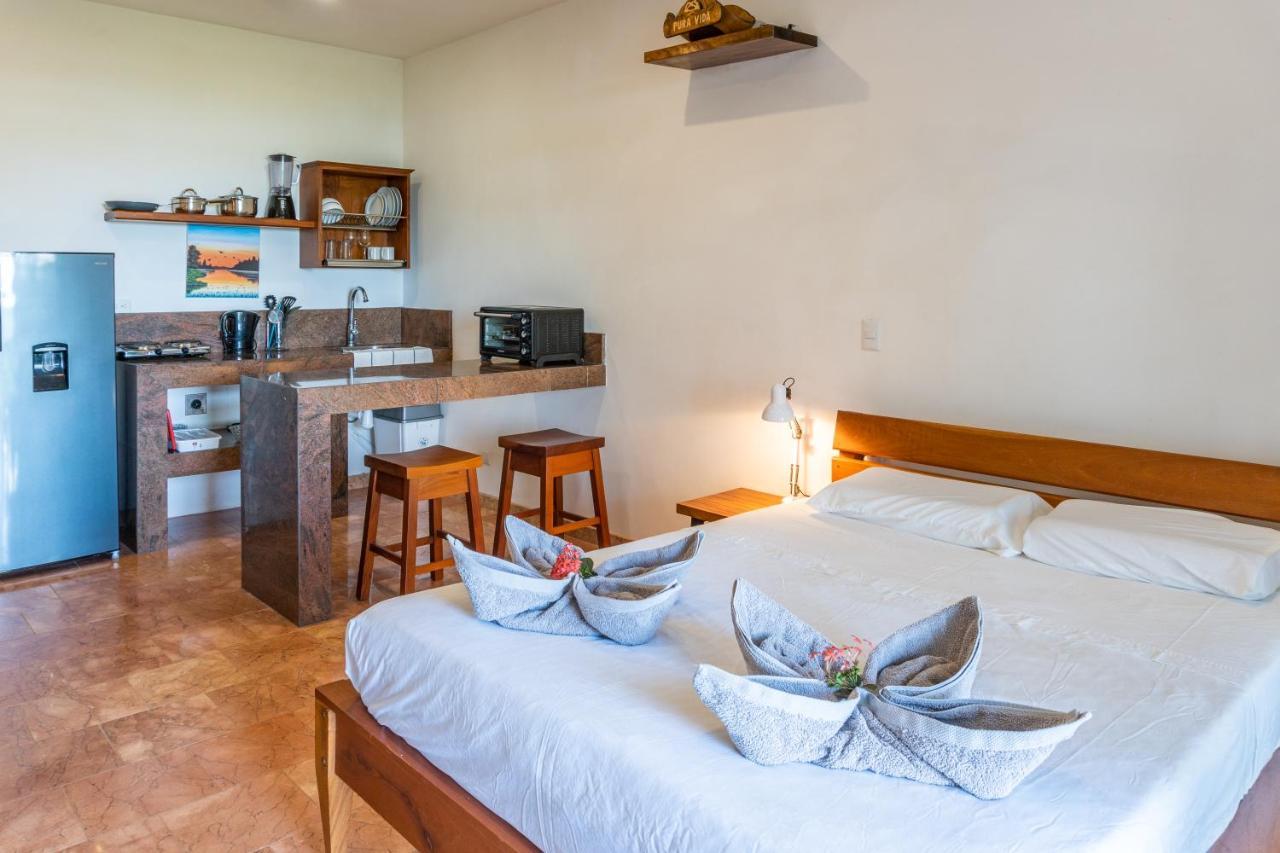 Mot Mot Vacation Apartment Sámara Екстериор снимка
