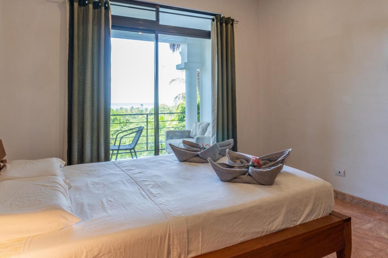 Mot Mot Vacation Apartment Sámara Екстериор снимка